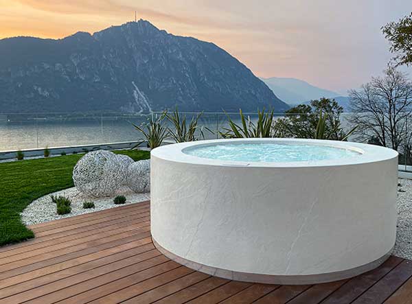 piscina idromassaggio